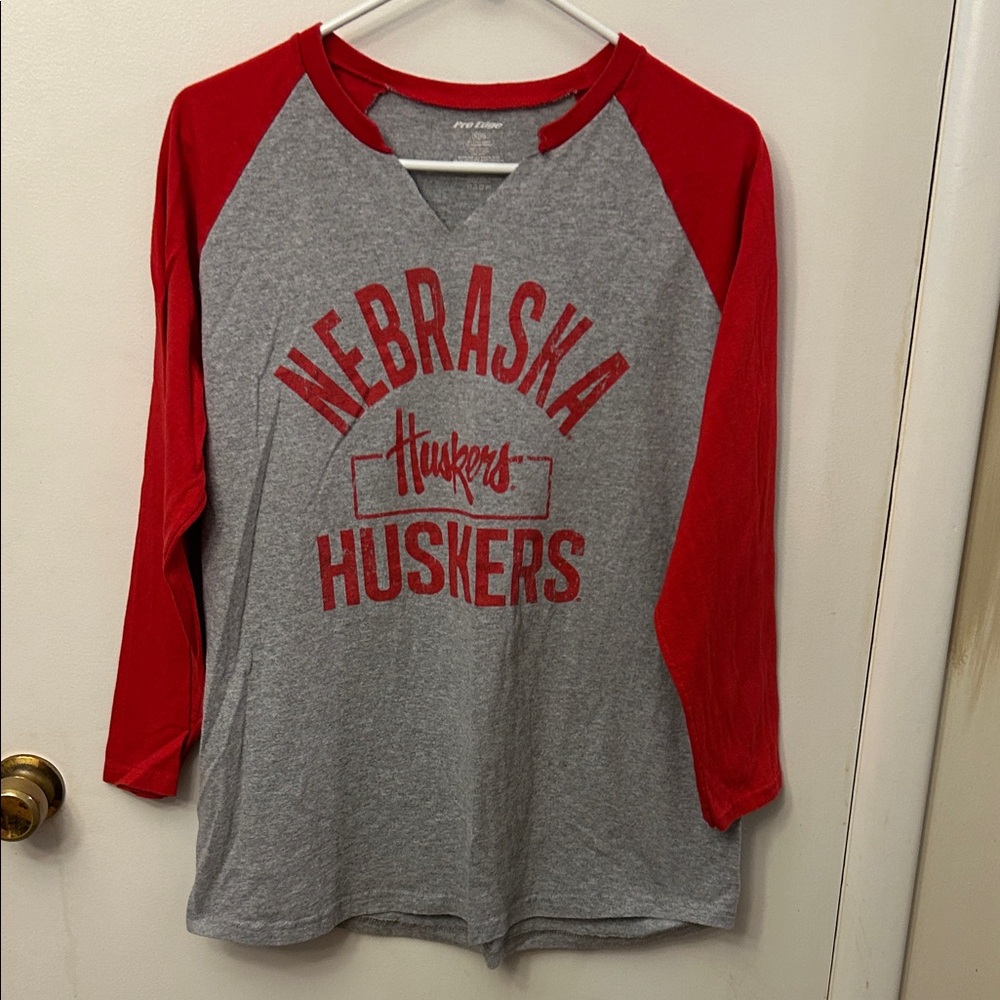Pro Edge Nebraska Huskers Raglan Shirt XL